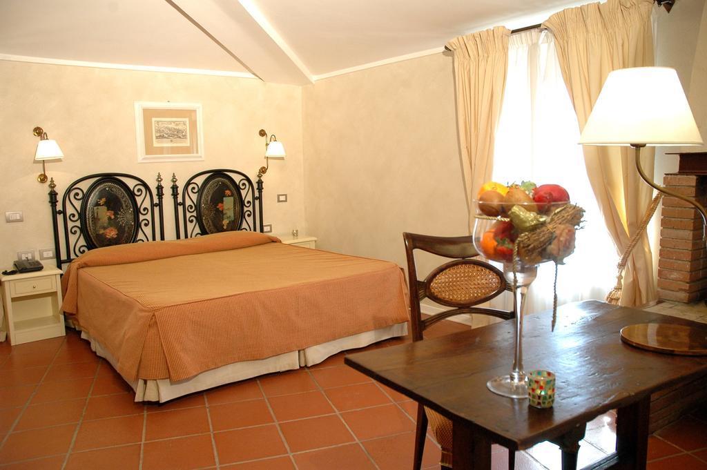 ספולטו Hotel Clitunno מראה חיצוני תמונה
